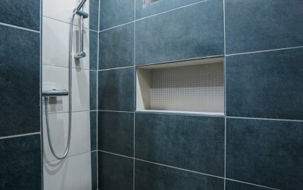 1-izbový byt po rekonštrukcii v starej Rajke s parkovaním vo dvore