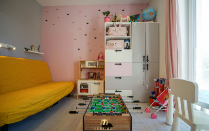 Moderný, zariadený 4 izbový dom s pekným pozemkom v tichom prostredí, Rajka