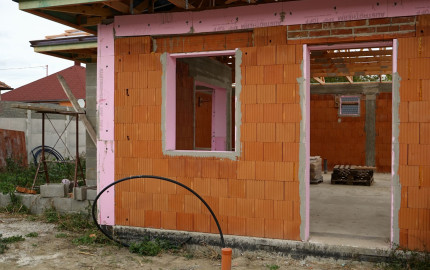 Novostavba rodinného domu na kľúč v starej Rajke pri Bratislave • 4 izby • pozemok 498 m²