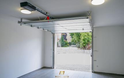 🏡 Prenájom garáže s úložným priestorom, vodou a elektrinou – Rajka