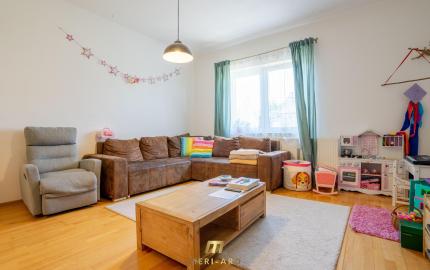 Rodinný dom s veľkým 1270 m² pozemkom a krásnou záhradou, Hegyeshalom pri Rajke