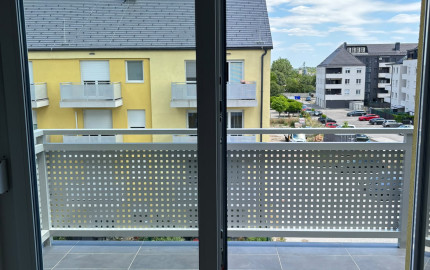 1,5-izbový byt na prenájom, Rajka – kompletné zariadenie, parkovanie, balkón, klimatizácia