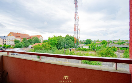 Moderný 3-izbový byt s balkónom, parkovaním a nízkymi nákladmi