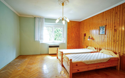 3-izbový rodinný dom s veľkým pozemkom v Starej Rajke, pri Bratislave
