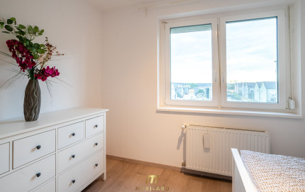 2-izbový zariadený byt | balkón | klimatizácia | parkovanie | Rajka