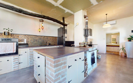 Vidiecky dom s veľkým 2 500 m² pozemkom a investičným potenciálom | Dunakiliti