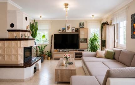 Veľký rodinný dom s kanceláriou pri Dunaji | 435 m²| pozemok 1 909 m² | Dunakiliti