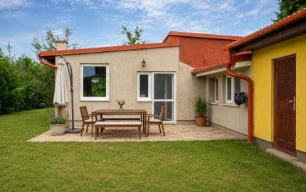Veľký rodinný dom s kanceláriou pri Dunaji | 435 m²| pozemok 1 909 m² | Dunakiliti