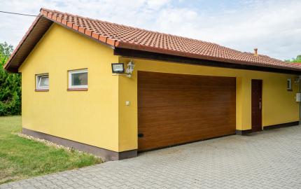 Veľký rodinný dom s kanceláriou pri Dunaji | 435 m²| pozemok 1 909 m² | Dunakiliti