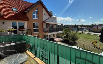 2-izbový zariadený byt | Balkón | Parkovanie | Klimatizácia | Rajka