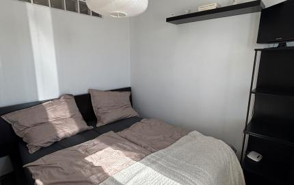 2-izbový zariadený byt | Balkón | Parkovanie | Klimatizácia | Rajka