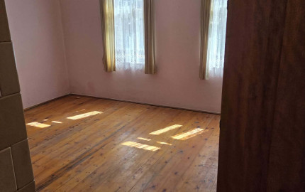 3-izbový rodinný dom na rekonštrukciu | Veľký rohový pozemok 739 m² | Dunakiliti pri Rajke