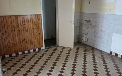 3-izbový rodinný dom na rekonštrukciu | Veľký rohový pozemok 739 m² | Dunakiliti pri Rajke