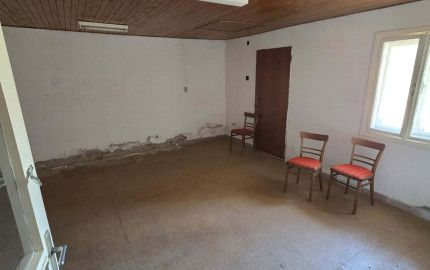 3-izbový rodinný dom na rekonštrukciu | Veľký rohový pozemok 739 m² | Dunakiliti pri Rajke