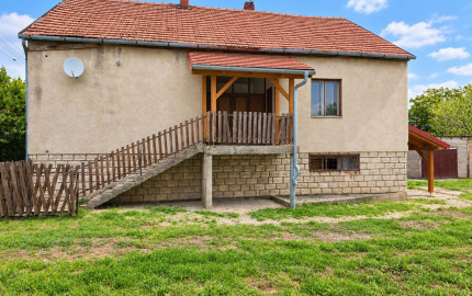 3-izbový rodinný dom | Pozemok 1 023 m² | Garáž | Dunakiliti pri Rajke