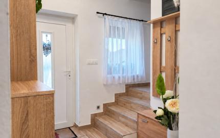Moderný 5-izbový rodinný dom | 2 bioklimatické pergoly | Tepelné čerpadlo | Garáž | Levél pri Rajke