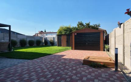 Moderný 5-izbový rodinný dom | 2 bioklimatické pergoly | Tepelné čerpadlo | Garáž | Levél pri Rajke