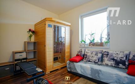 Zariadený 4-izbový dom s bazénom, saunou a terasou – Rajka