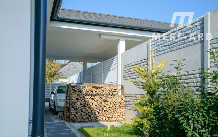 Moderný 3-izbový rodinný dom s veľkou terasou a upravenou záhradou – Dunakiliti, 7 min od Rajky