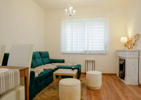 Zrekonštruovaný rodinný dom s veľkým 700m² pozemkom – stará Rajka