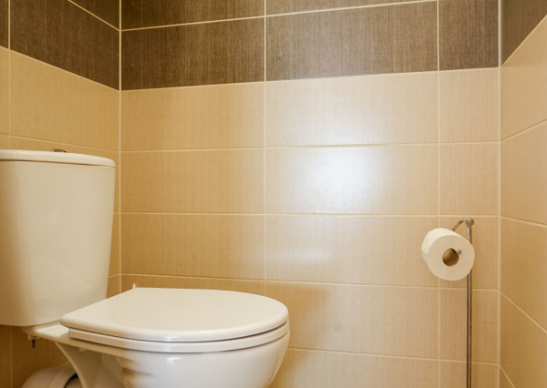 Štýlový 3-izbový byt s balkónom a parkovaním v uzavretom areáli – Rajka, kúsok od Bratislavy