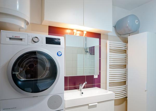 Moderne zariadený 4 izbový rodinný s pekným pozemkom v tichom prostredí, Rajka