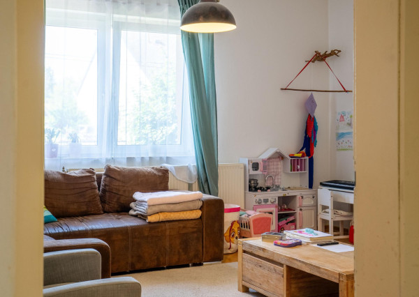 Rodinný dom s veľkým 1270 m² pozemkom a krásnou záhradou, Hegyeshalom pri Rajke