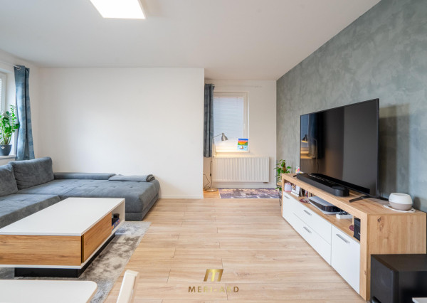 Moderný 3-izbový byt s balkónom, parkovaním a nízkymi nákladmi