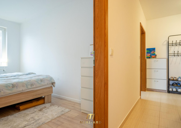Moderný 3-izbový byt s balkónom, parkovaním a nízkymi nákladmi