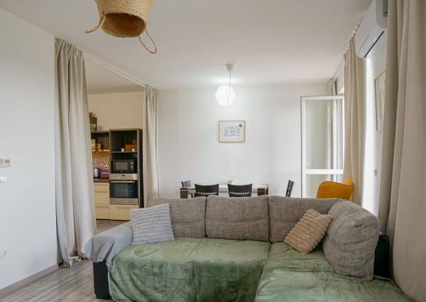 Prenájom 3 izbového bytu, Rajka, rozloha 76 m², 2 balkóny, klimatizácia, parkovacie miesto