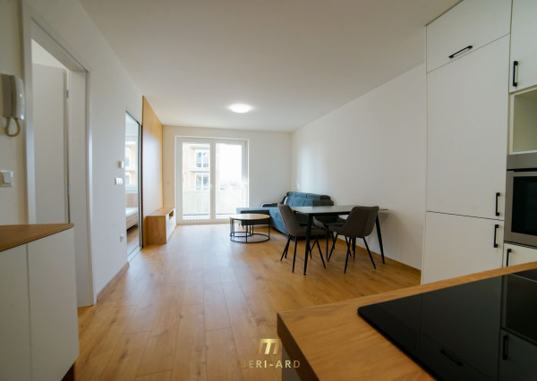 Na prenájom moderne zariadený 1,5-izbový byt v novostavbe s balkónom a parkovaním – Rajka