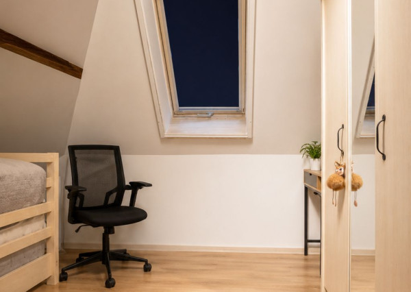 Veľký rodinný dom s kanceláriou pri Dunaji | 435 m²| pozemok 1 909 m² | Dunakiliti