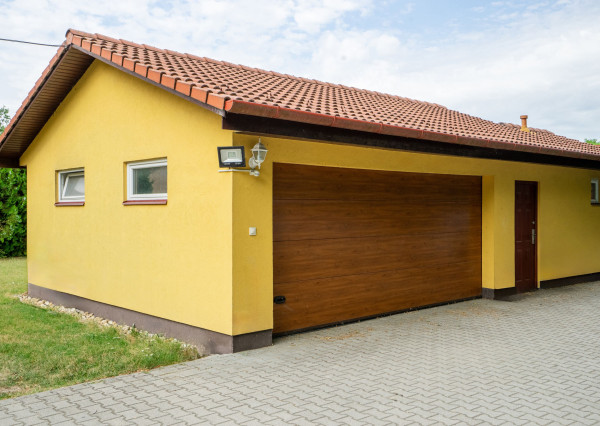 Veľký rodinný dom s kanceláriou pri Dunaji | 435 m²| pozemok 1 909 m² | Dunakiliti