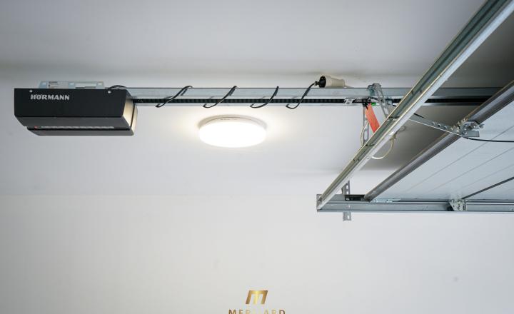 🏡 Prenájom garáže s úložným priestorom, vodou a elektrinou – Rajka - fotografia 4