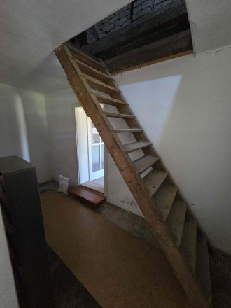 3-izbový rodinný dom na rekonštrukciu | Veľký rohový pozemok 739 m² | Dunakiliti pri Rajke - fotografia 16